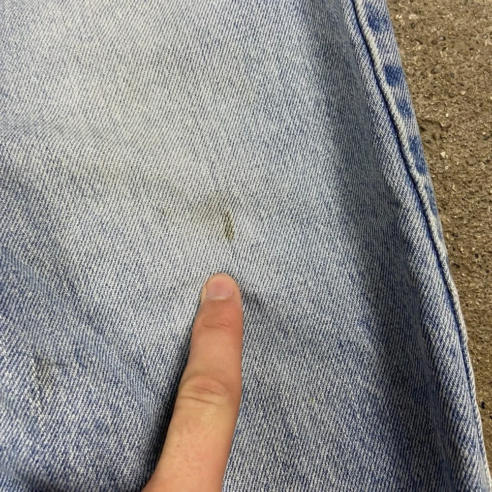 Levis stained small
